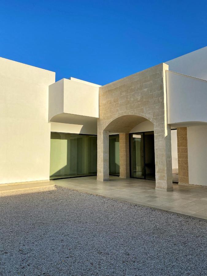 Dimora La Scaledda Bed & Breakfast Serranova Exterior photo