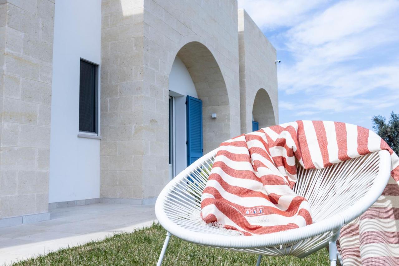 Dimora La Scaledda Bed & Breakfast Serranova Exterior photo